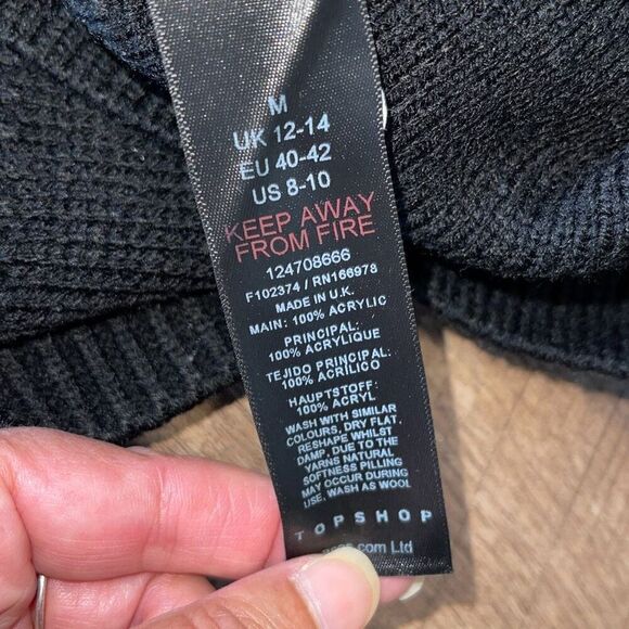 Topshop Curve Knit New York Sweater in Monochrome Black Size 8-10 Medium‎ - Picture 9 of 11